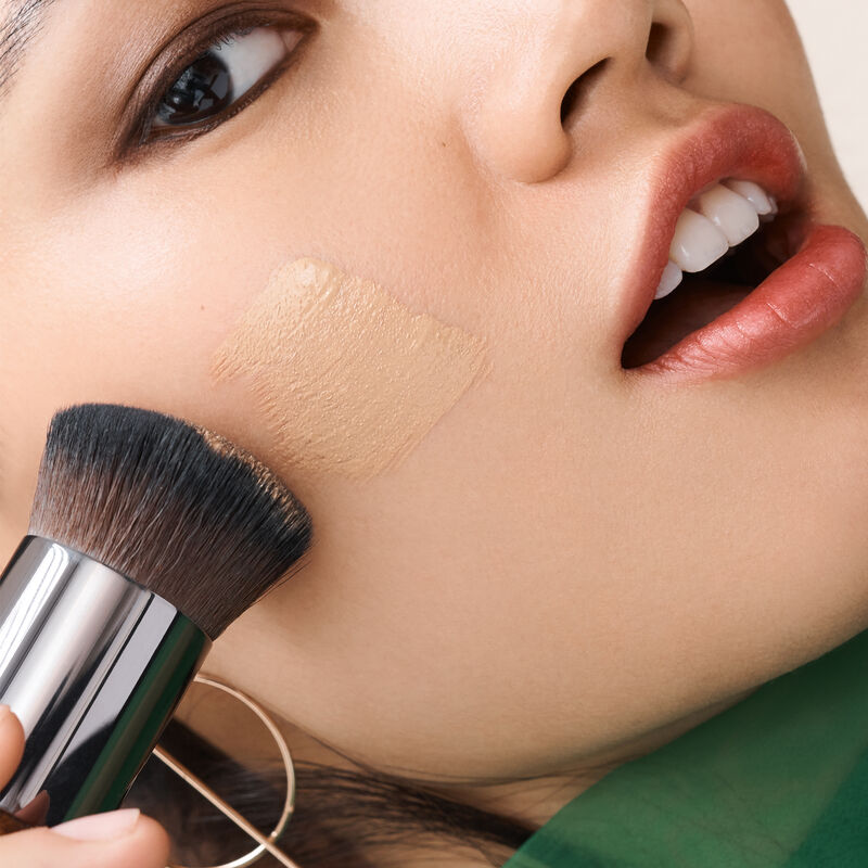 Buffing Foundation Brush - 112