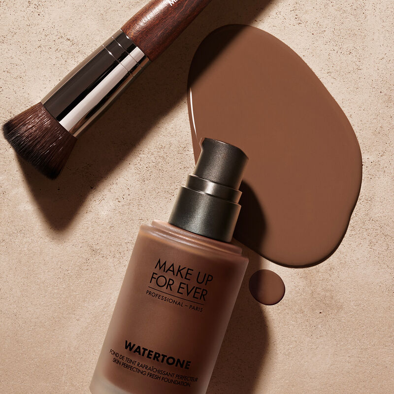 Watertone Foundation Brush - 116